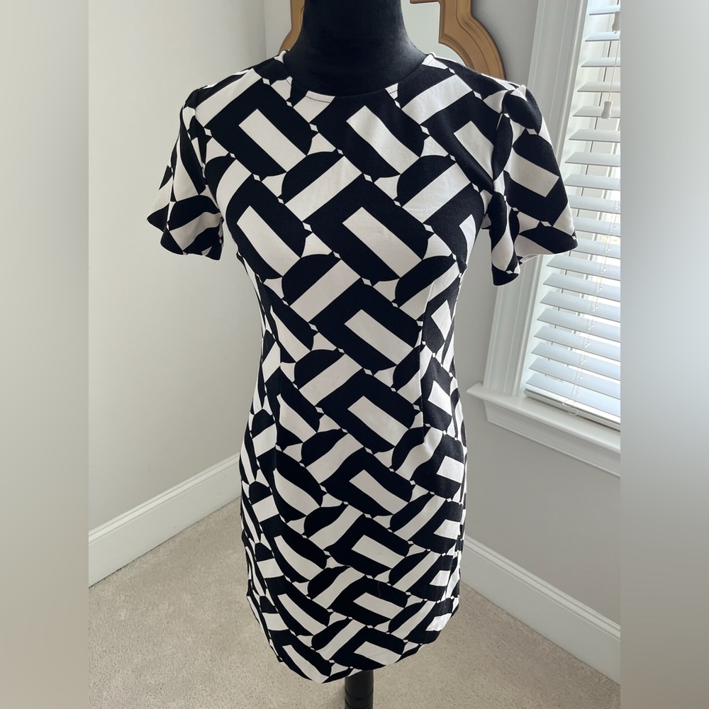 Trina Turk Optic Geo-Print Sheath Dress
